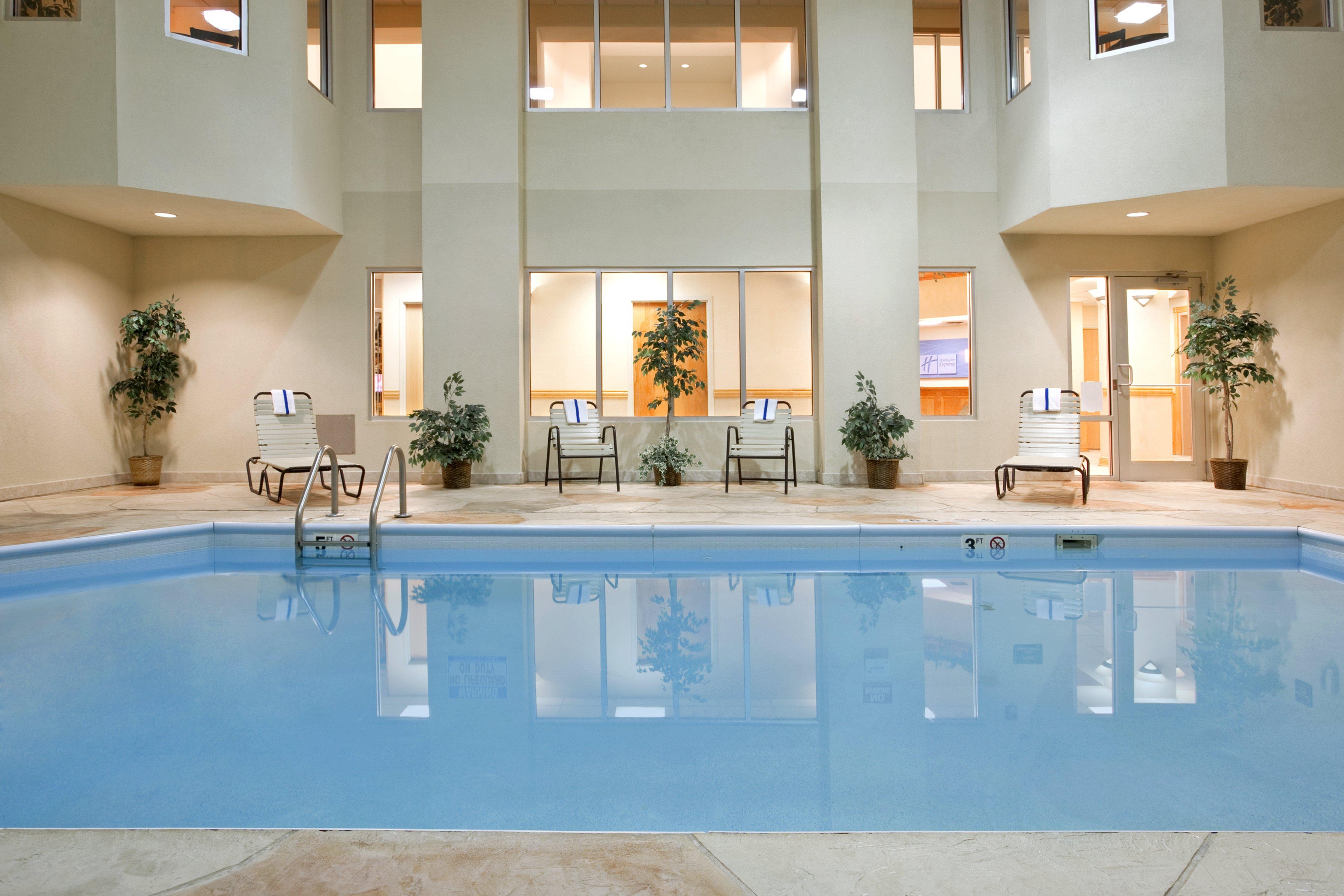 Holiday Inn Express Hotel & Suites Grove City By Ihg Exterior photo